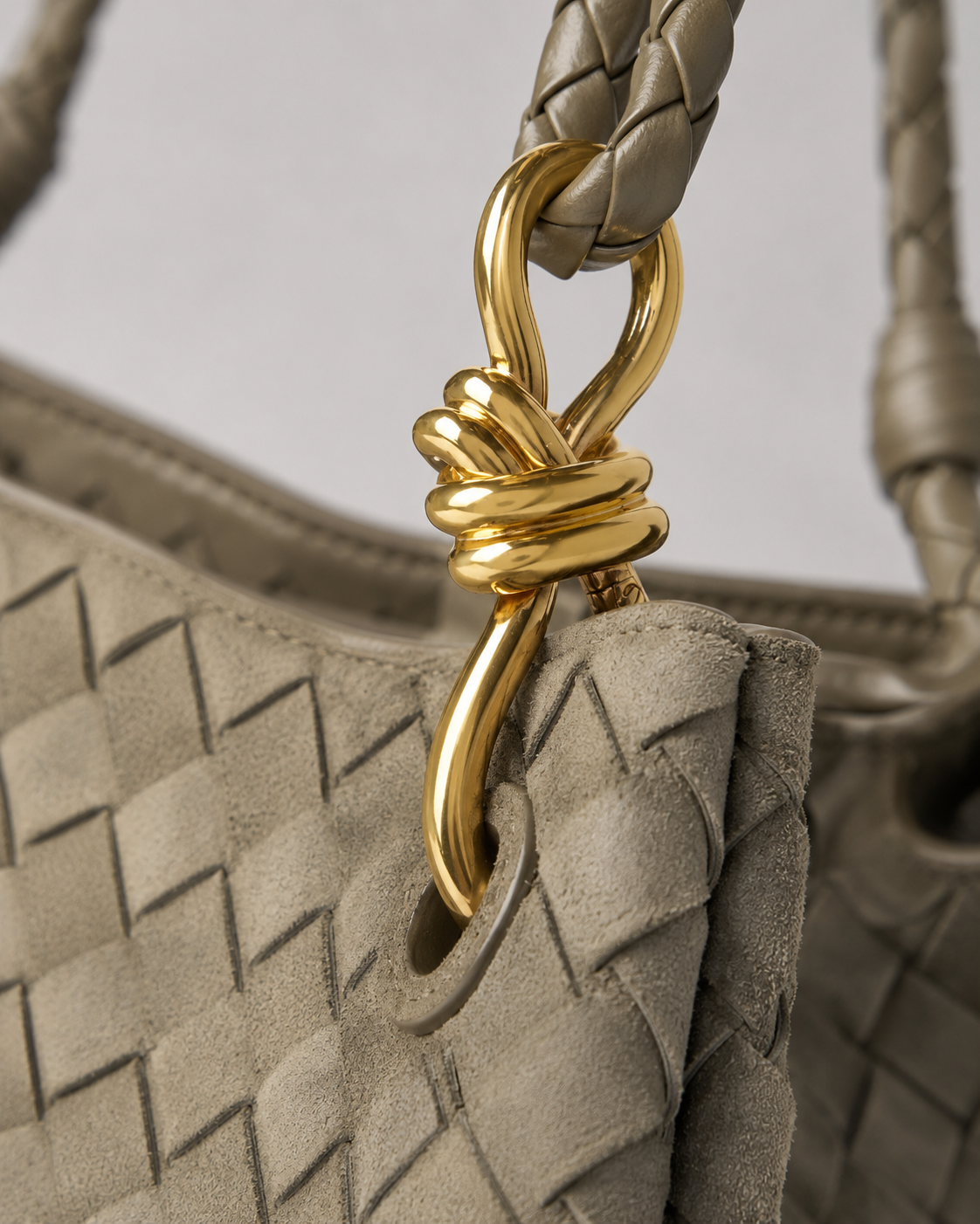 ALEONA La Tessuta woven suede shoulder bag in Light Olive, product image 8