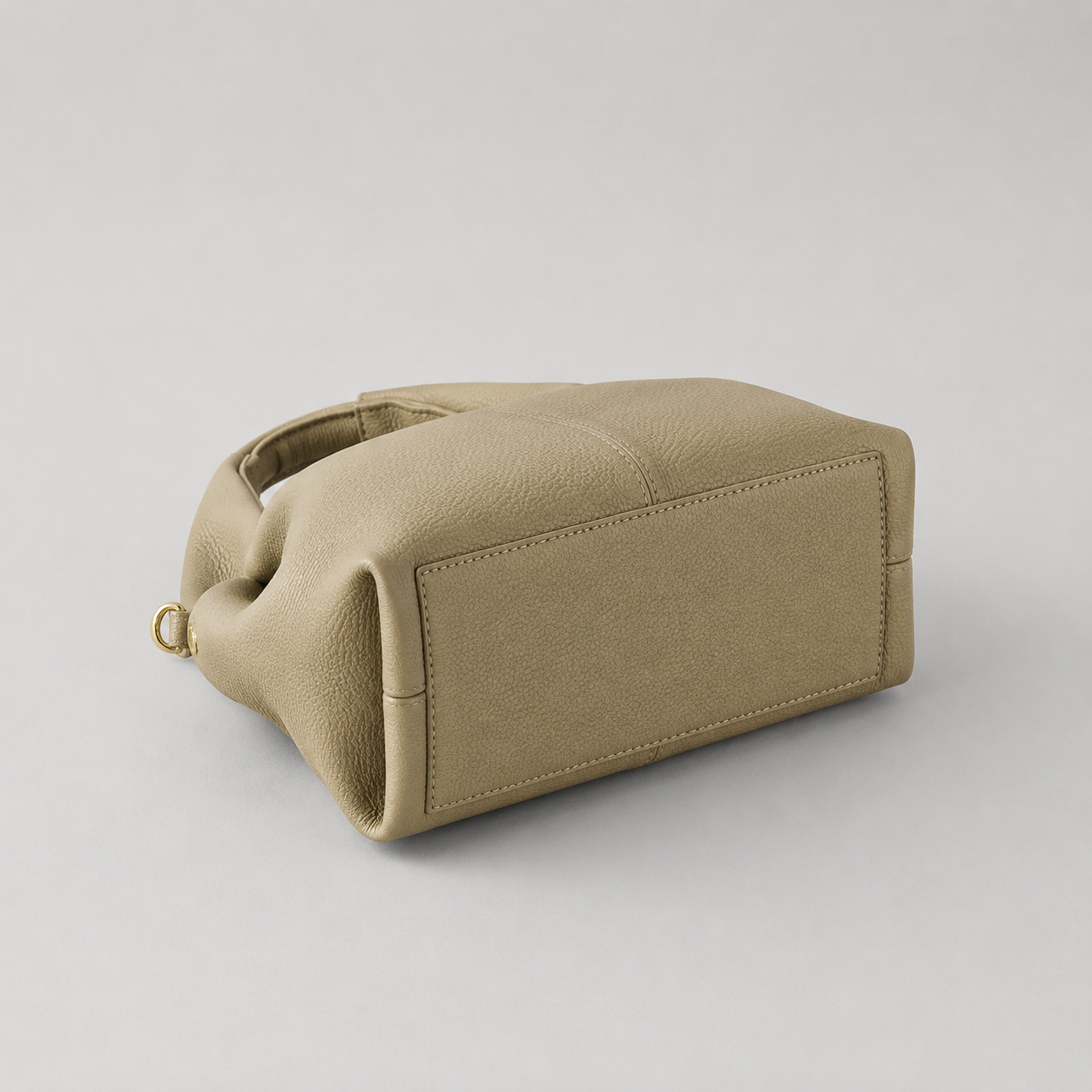 La Piuma — Genuine Leather Cloud Bag