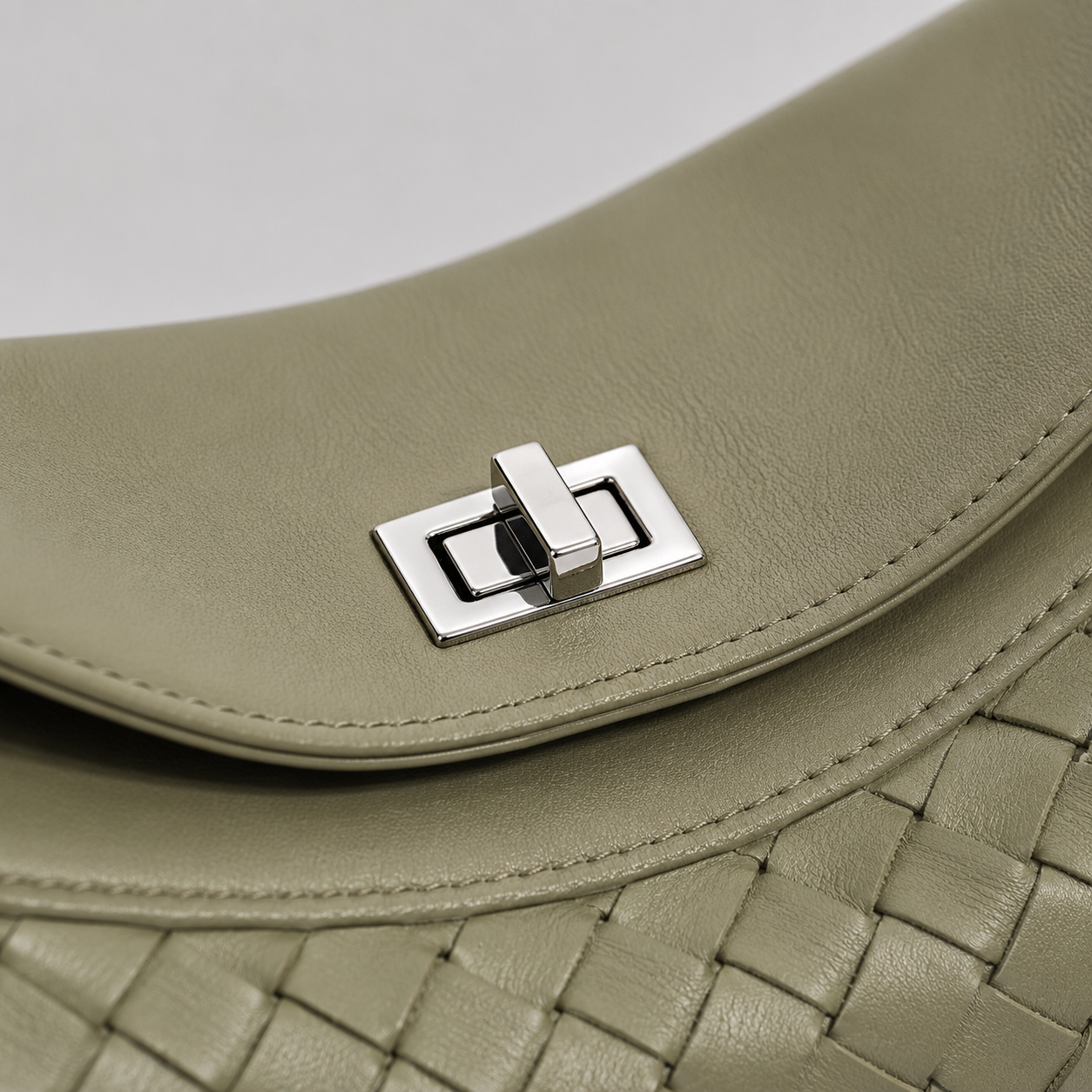 La Trecciata — Braid Weave Bag