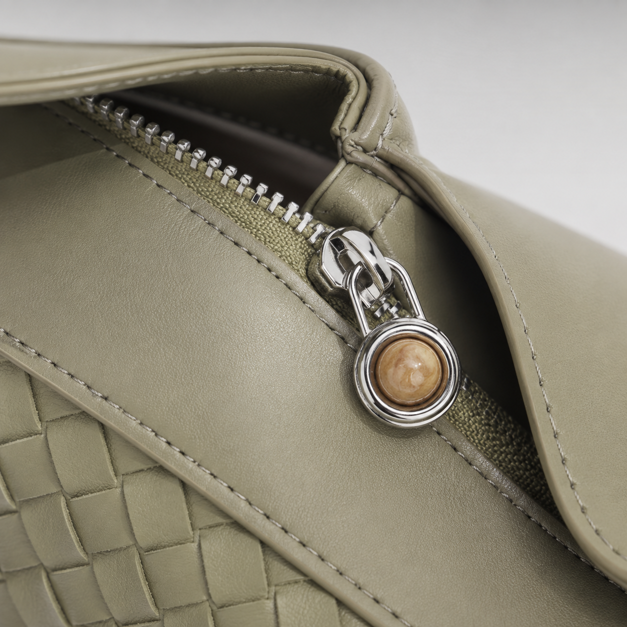 La Trecciata — Braid Weave Bag