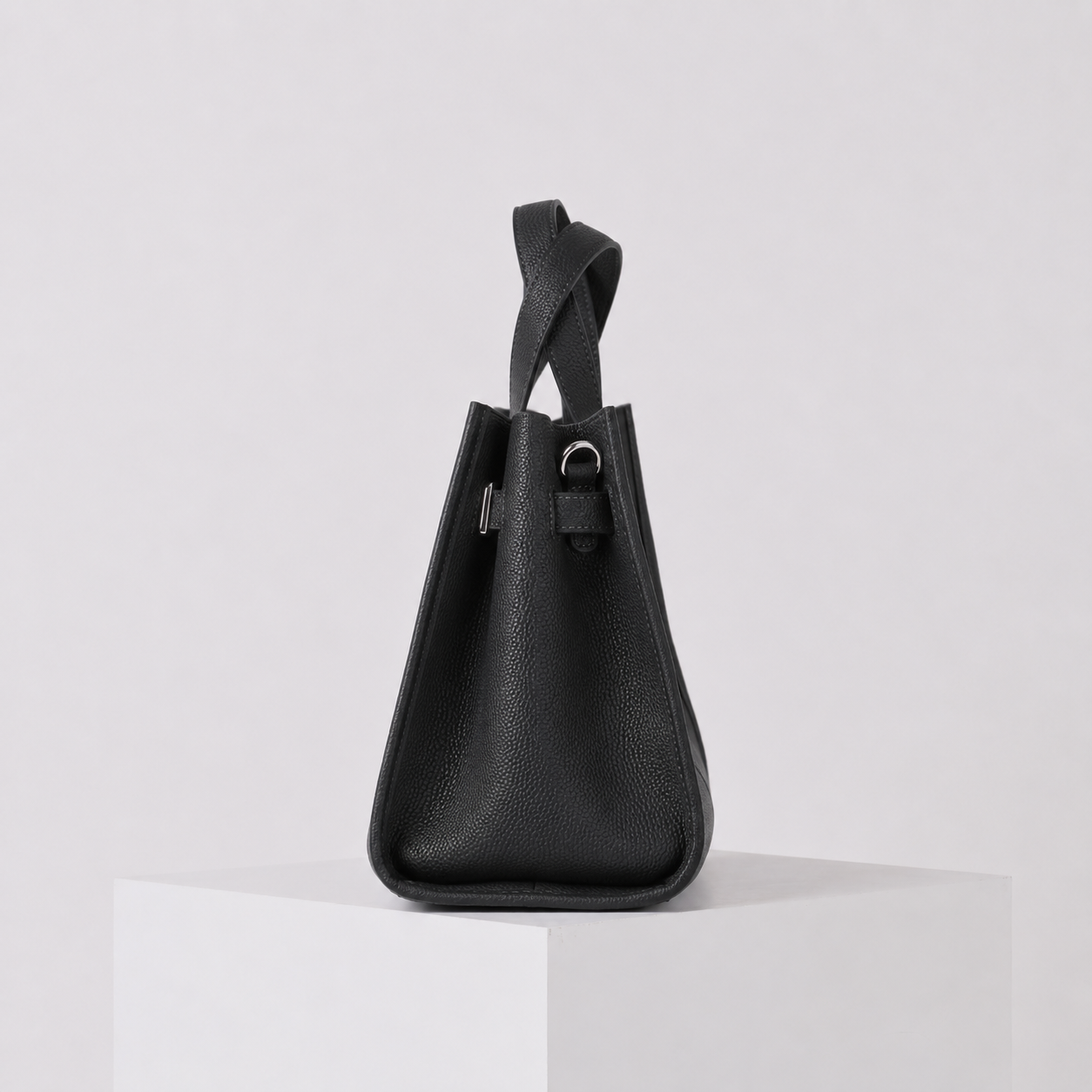 ALEONA L'Essenziale genuine leather shopper in Nero, product image 3