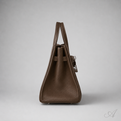 L'Essenziale — Genuine Leather Tote