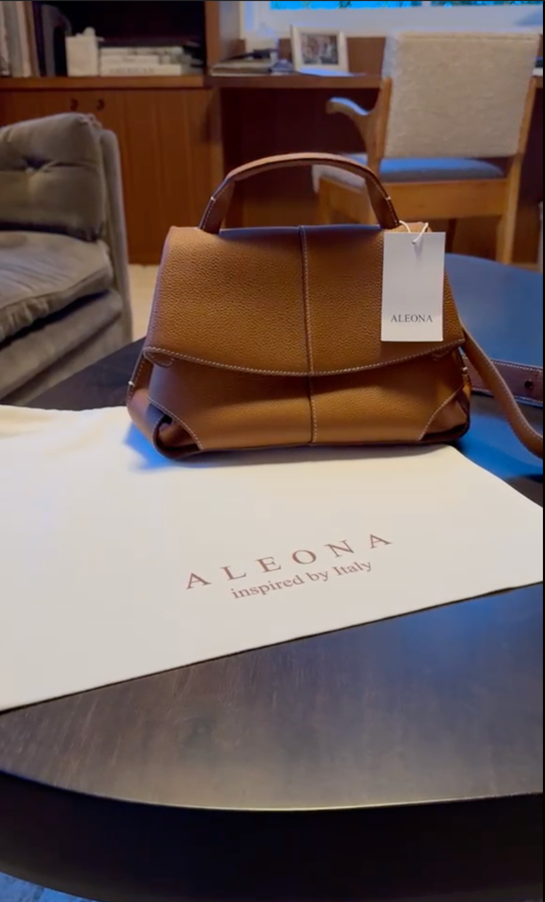 Tag @wearaleona to be featured
